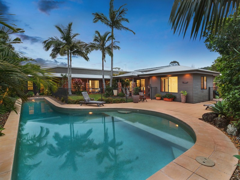 18 Teak Circuit, Suffolk Park NSW 2481