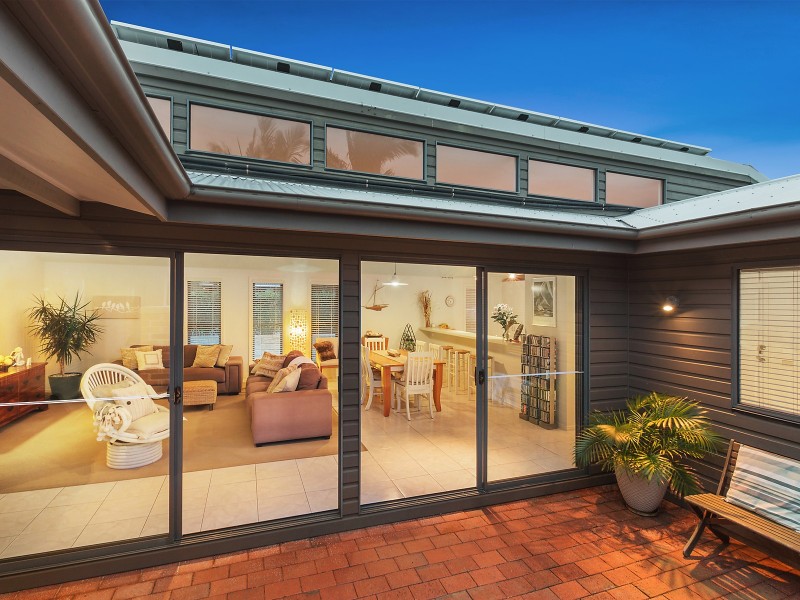 18 Teak Circuit, Suffolk Park NSW 2481