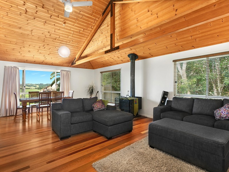 6 Hilltop Place, Lennox Head NSW 2478
