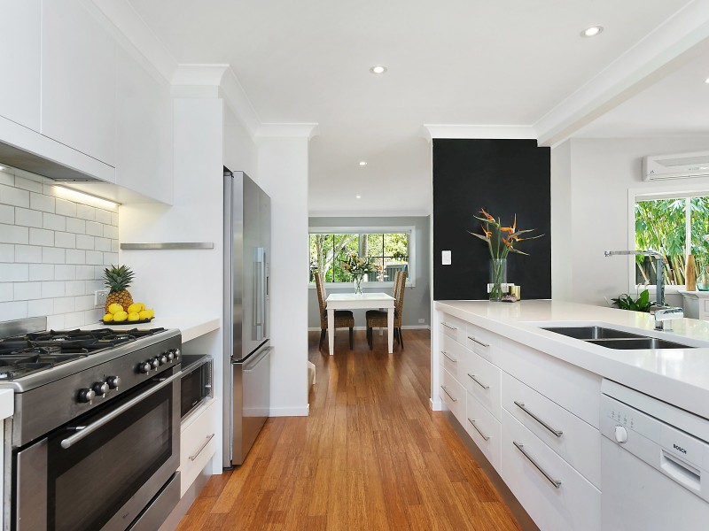 8 Sallywattle Drive, Suffolk Park NSW 2481