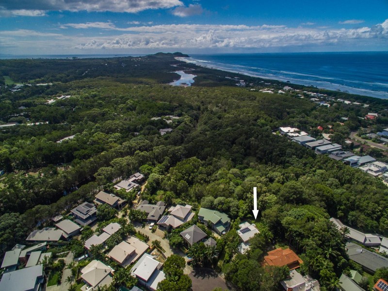 8 Sallywattle Drive, Suffolk Park NSW 2481