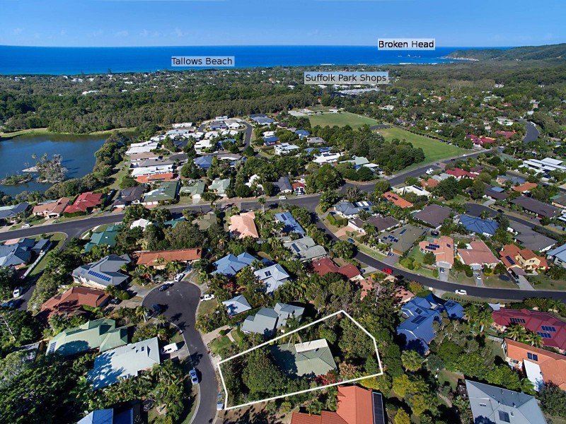 12 Hakea Crescent, Suffolk Park NSW 2481