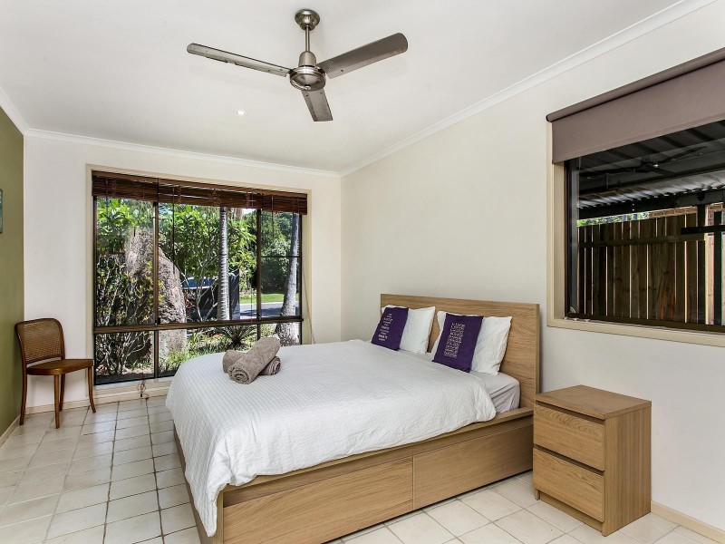 37 Belongil Crescent, Byron Bay NSW 2481