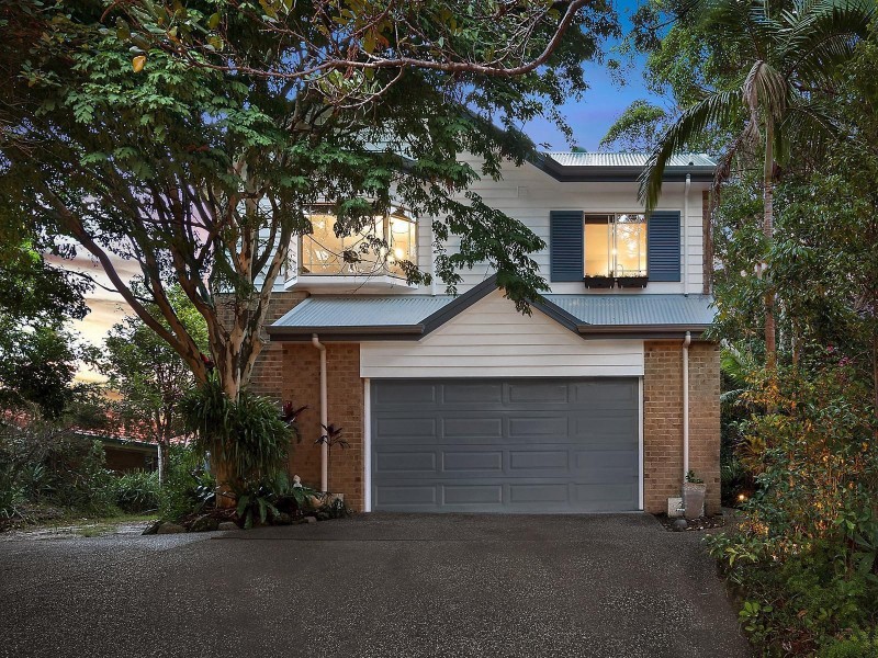 14 Hakea Crescent, Suffolk Park NSW 2481