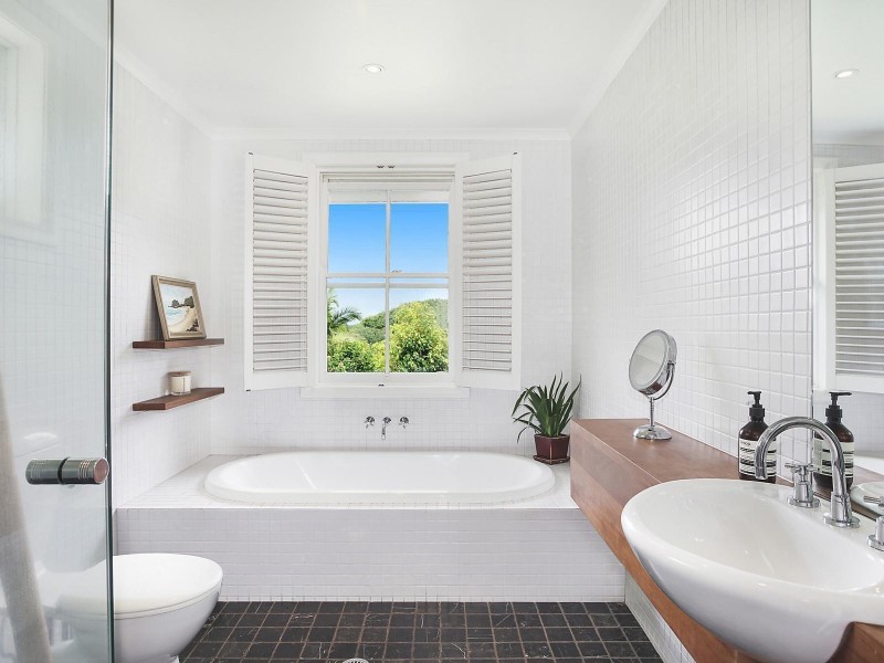 8 Avalon Avenue, Clunes NSW 2480