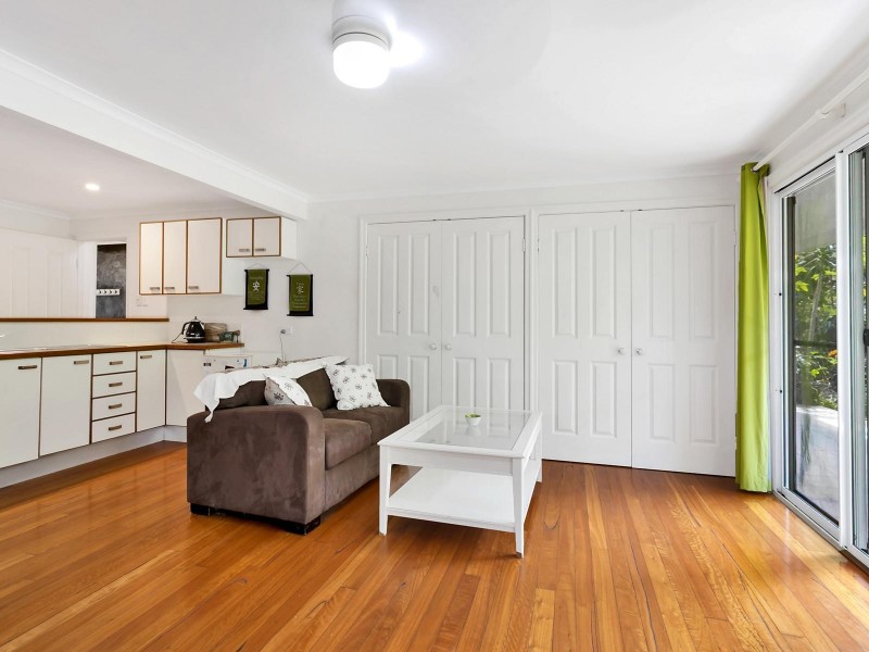 34 Mia Court, Ocean Shores NSW 2483