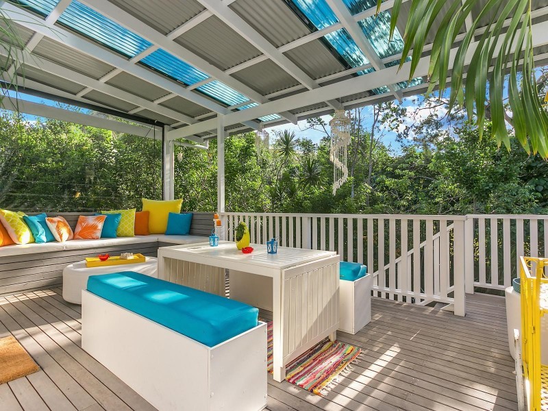 2 Bottlebrush Crescent, Suffolk Park NSW 2481