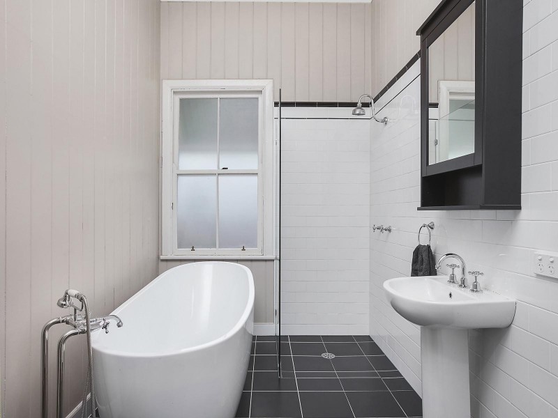 60 Parrot Tree Place, Bangalow NSW 2479