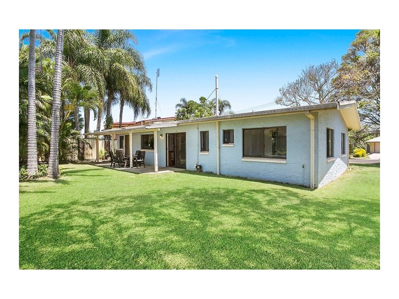 27 Bauhinia Drive, Mooloolaba QLD 4557