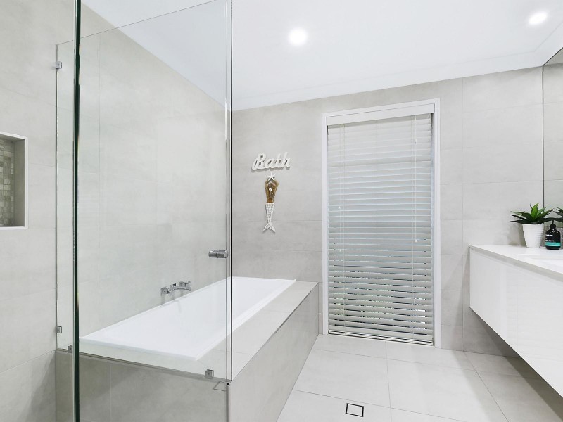 17 Munbilla Close, Mountain Creek QLD 4557