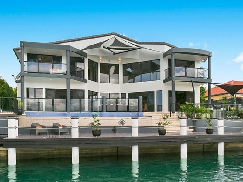 18 Mooloolah Island, Minyama QLD 4575