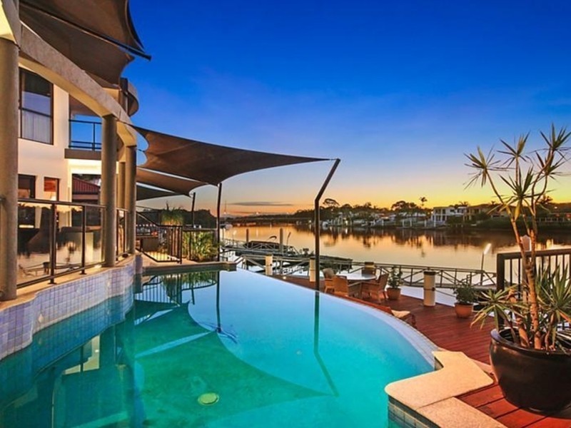 18 Mooloolah Island, Minyama QLD 4575