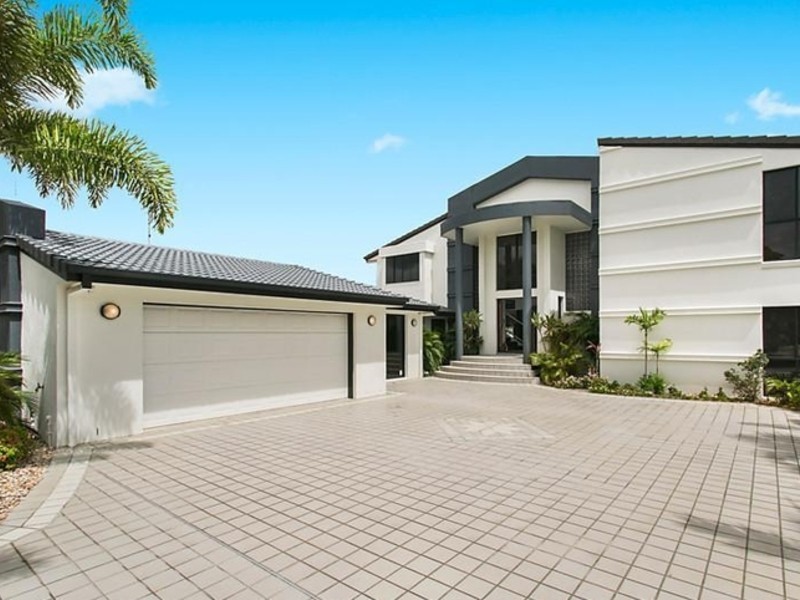18 Mooloolah Island, Minyama QLD 4575