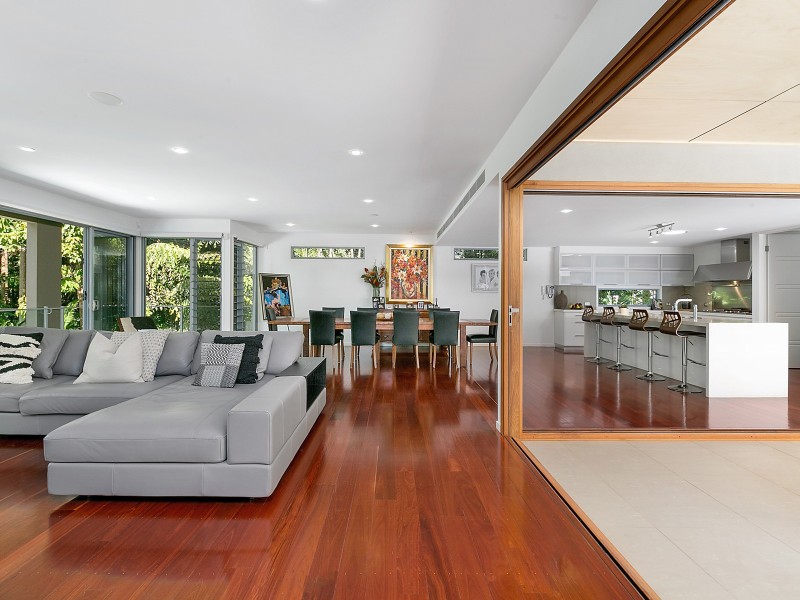 14 Mannikin Road, Tanawha QLD 4556