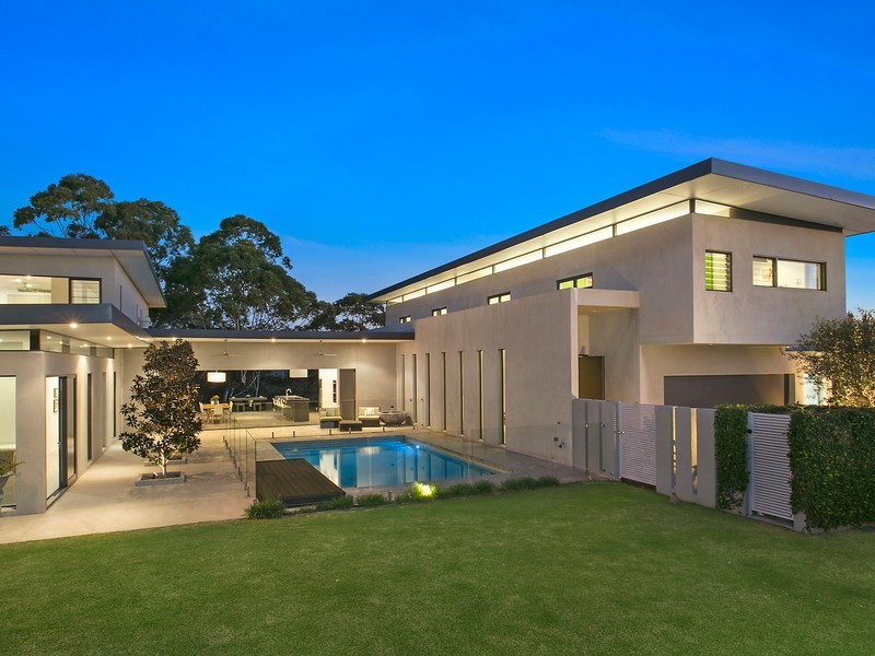 18 Mountain Top Court, Mons QLD 4556