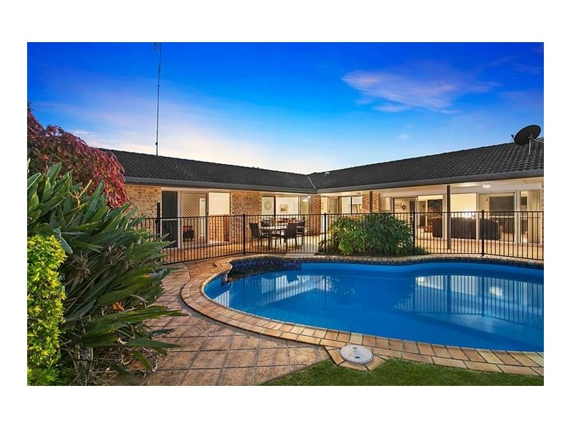 4 Hermosa Street, Mountain Creek QLD 4557