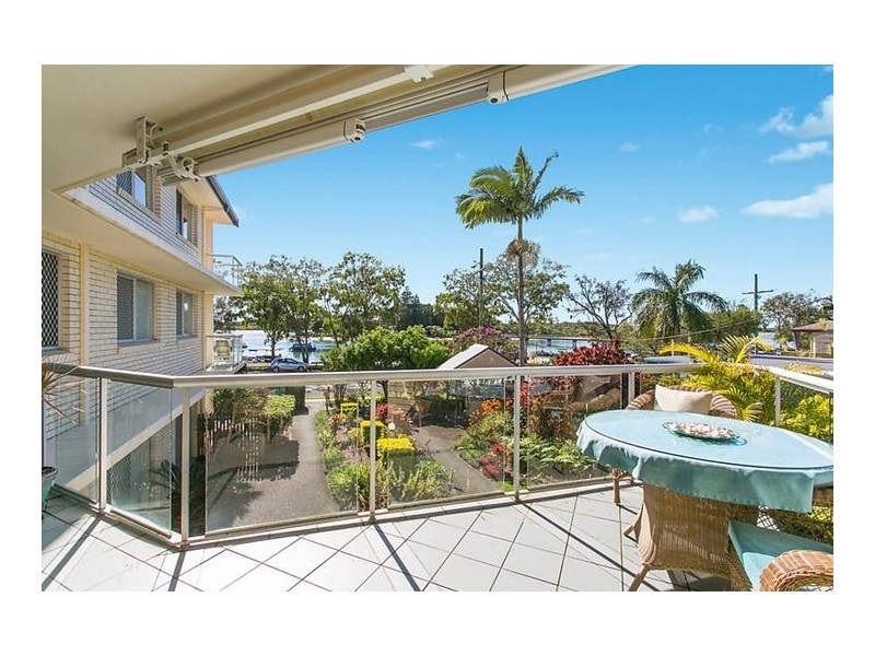 4/71 Bradman Avenue, Maroochydore QLD 4558