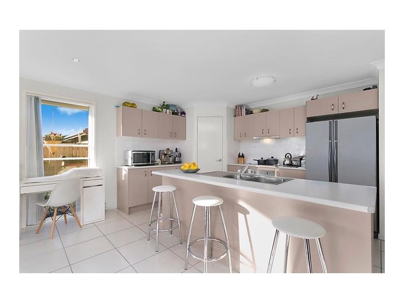 10 Riverstone Crescent, Little Mountain QLD 4551