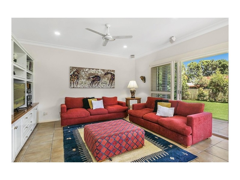 8 Middleton Crescent, Buderim QLD 4556