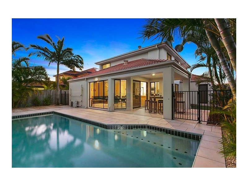 13 Kingfish Court, Mountain Creek QLD 4557