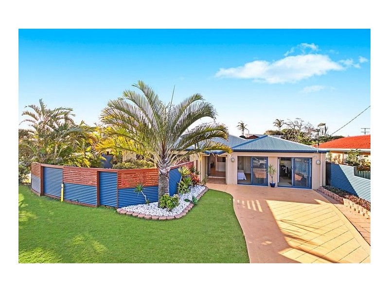 11 Mawarra Street, Buddina QLD 4575