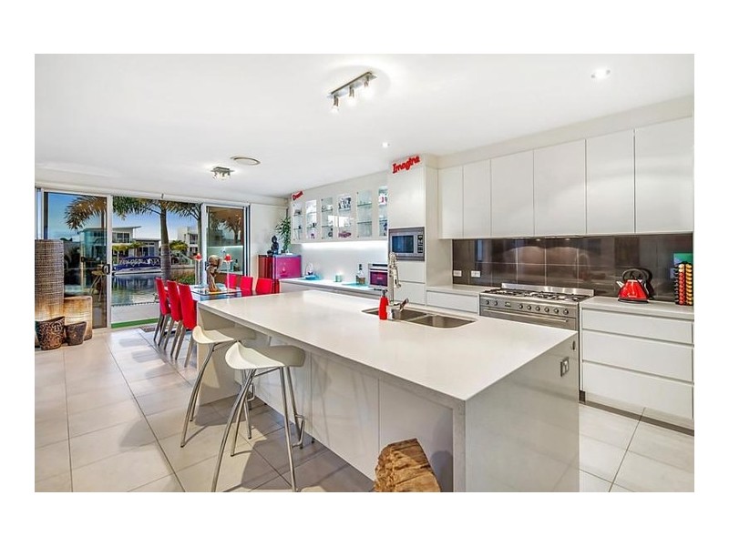 1/3 Artunga Place, Pelican Waters QLD 4551