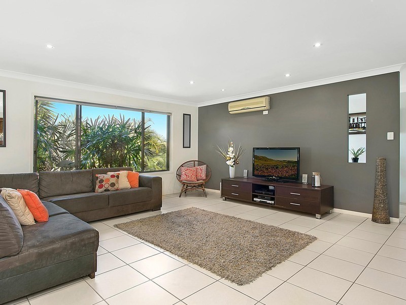 17 Hillview Drive, Buderim QLD 4556