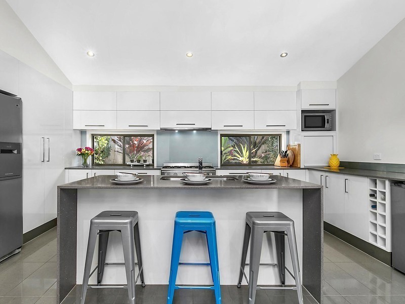 40 Karawatha Drive, Mountain Creek QLD 4557