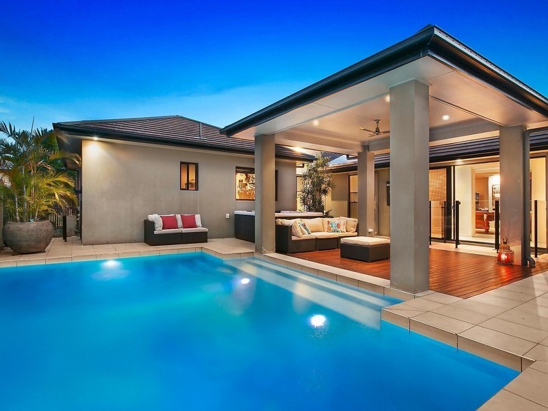 18 Hetherington Drive, Twin Waters QLD 4564