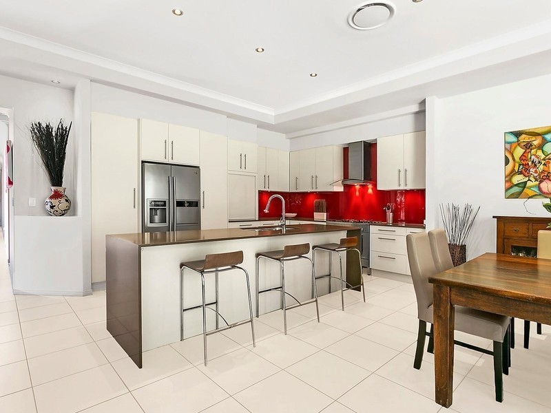 18 Hetherington Drive, Twin Waters QLD 4564