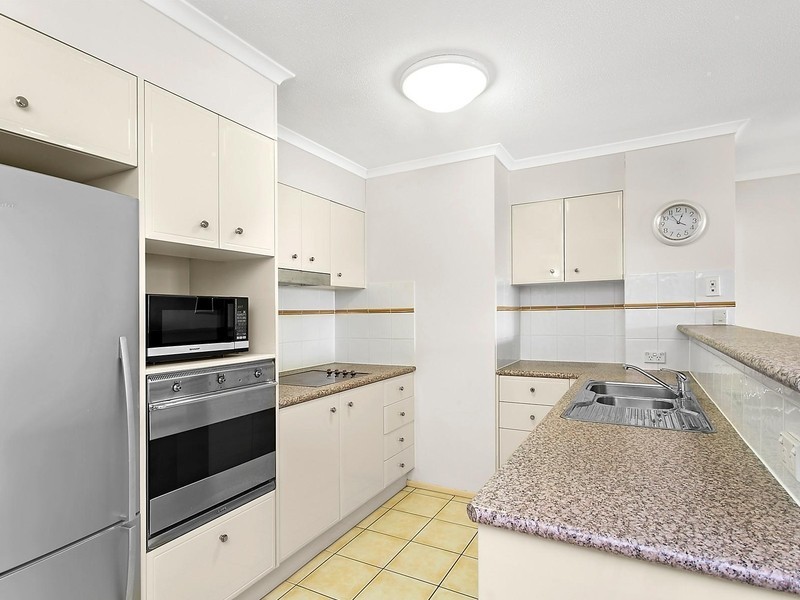 302/98 Alexandra Parade, Alexandra Headland QLD 4572