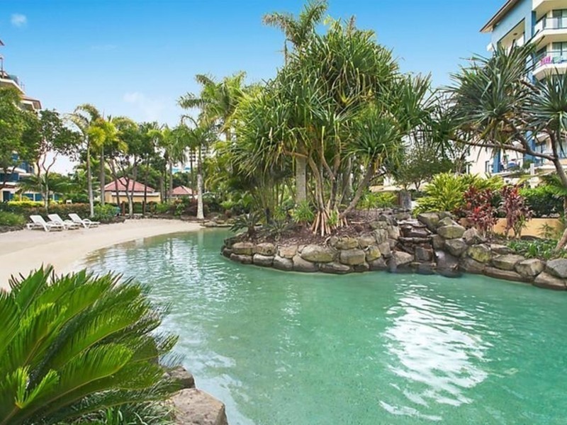 302/98 Alexandra Parade, Alexandra Headland QLD 4572