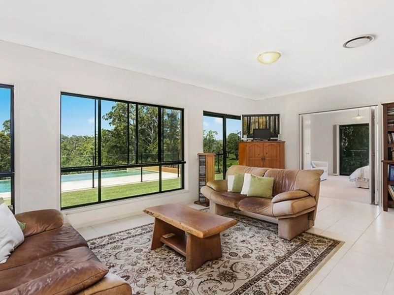 7 Lisa Road, Chevallum QLD 4555