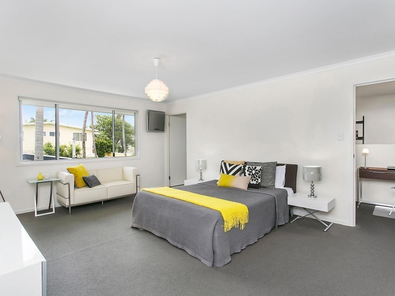 82 Palm Drive, Mooloolaba QLD 4557