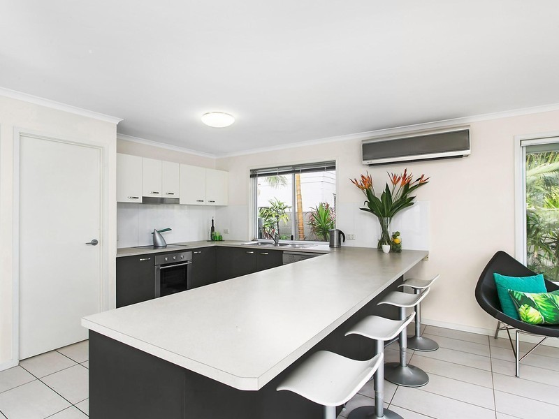 82 Palm Drive, Mooloolaba QLD 4557