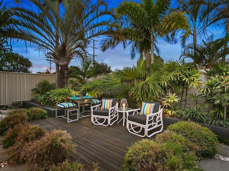 82 Palm Drive, Mooloolaba QLD 4557