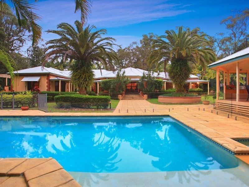 10 Kirby Court, Tanawha QLD 4556