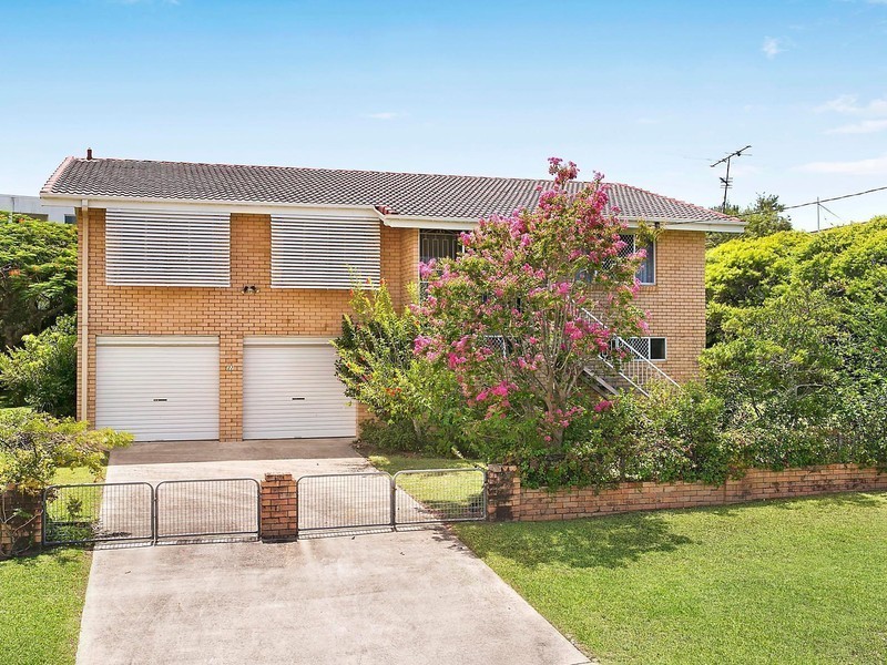 22 Kawana Street, Alexandra Headland QLD 4572