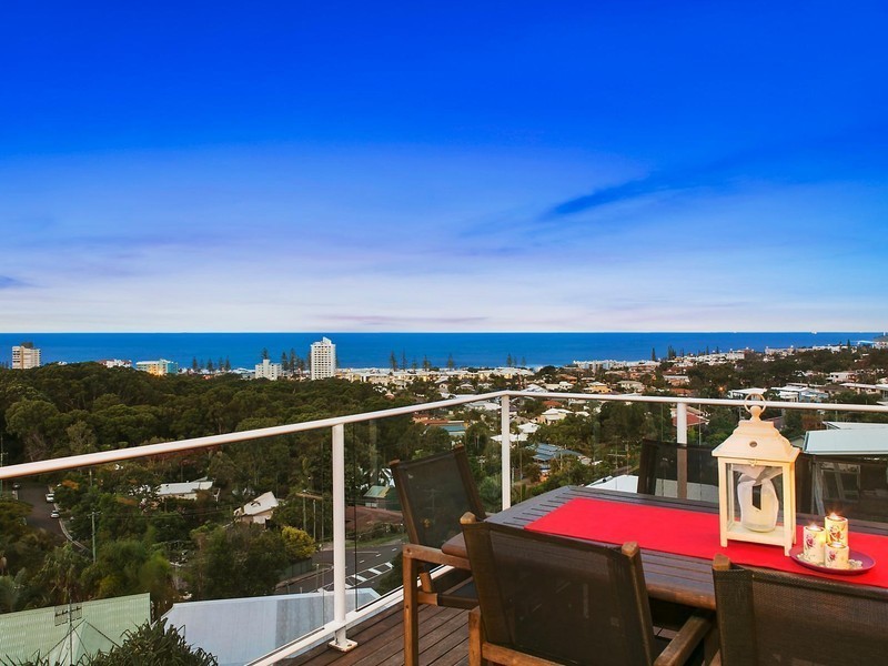 52 Tantula Road East, Alexandra Headland QLD 4572