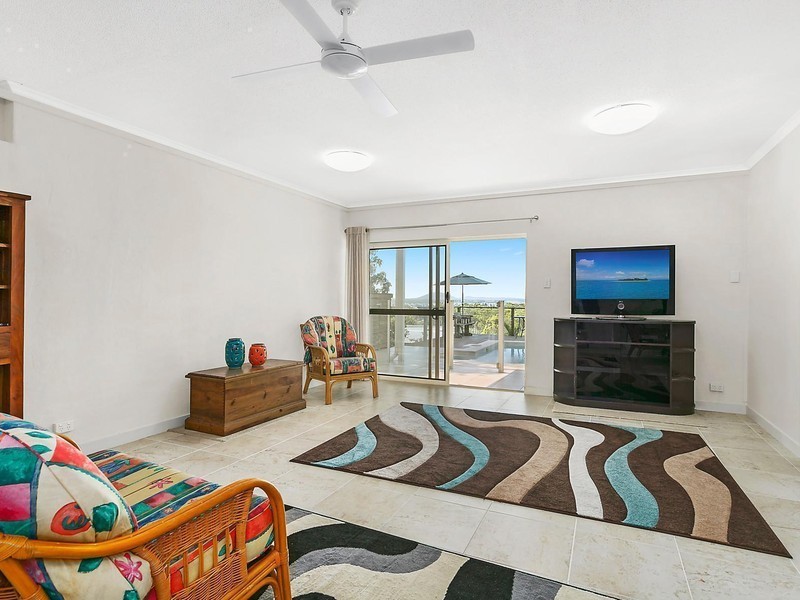 52 Tantula Road East, Alexandra Headland QLD 4572