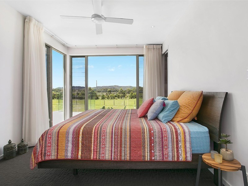 8 Golden Valley Place, Valdora QLD 4561