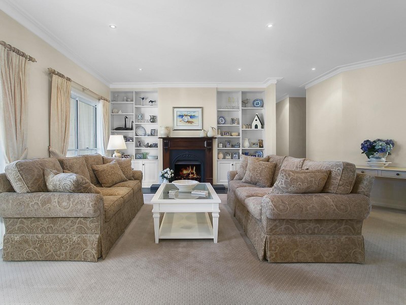 31 Walgarri Drive, Tanawha QLD 4556
