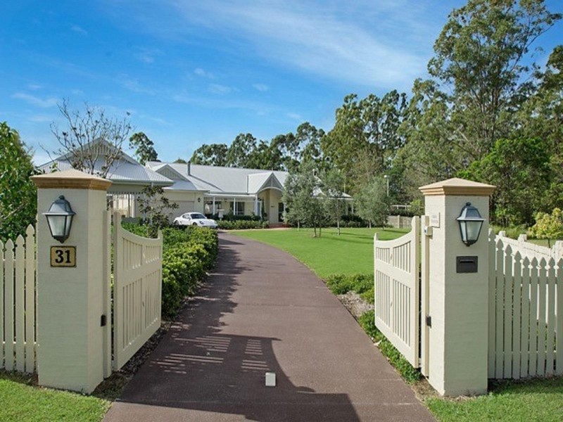 31 Walgarri Drive, Tanawha QLD 4556