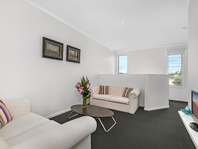 2/45 Broadwater Avenue, Maroochydore QLD 4558