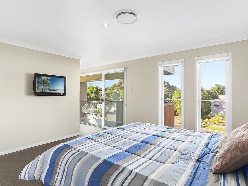 51 North Beach Place, Mudjimba QLD 4564