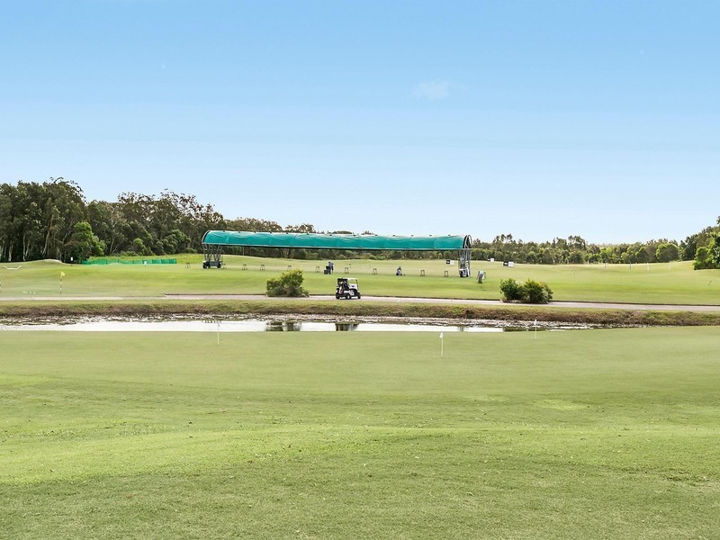 10 Wallaby Circuit, Pelican Waters QLD 4551