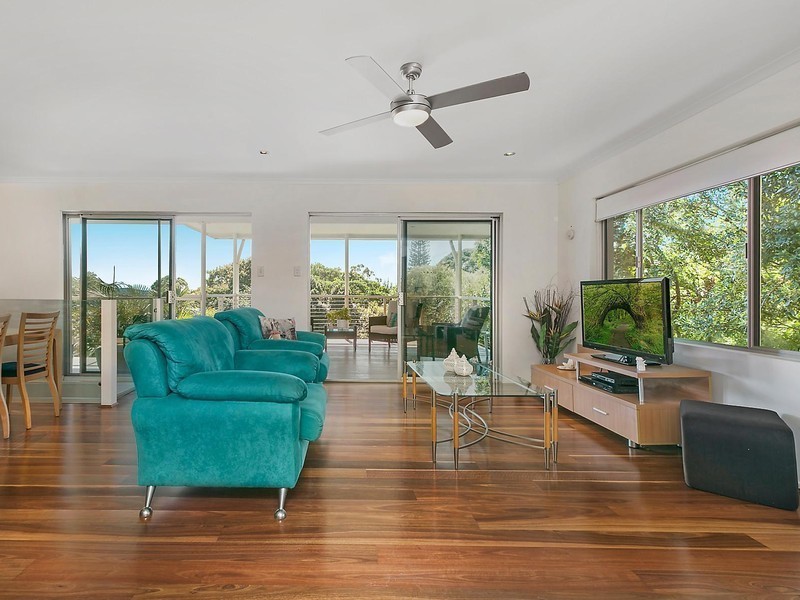 27 Mons School Road, Buderim QLD 4556