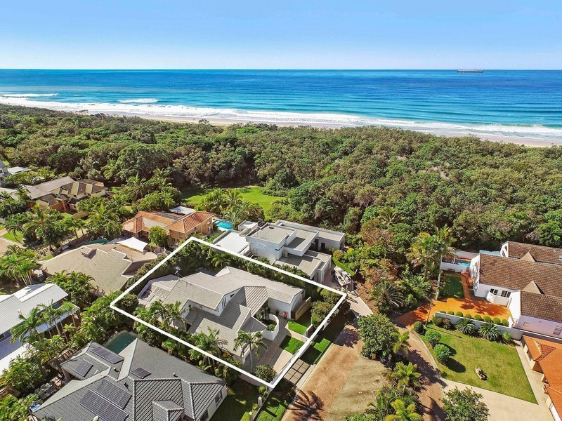 6 Beachcomber Court, Bokarina QLD 4575