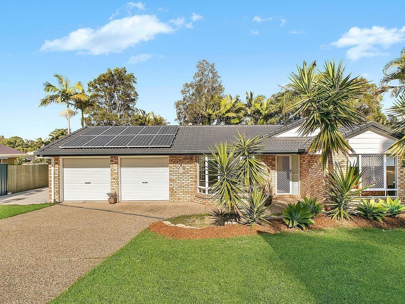 44 Bribie Pine Court, Buderim QLD 4556