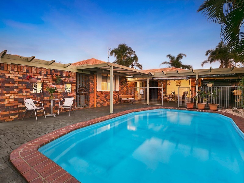 27 Malinya Drive, Buddina QLD 4575